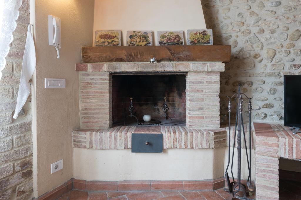 Azienda Agrituristica Bellavista Villa Монтеспертоли Екстериор снимка